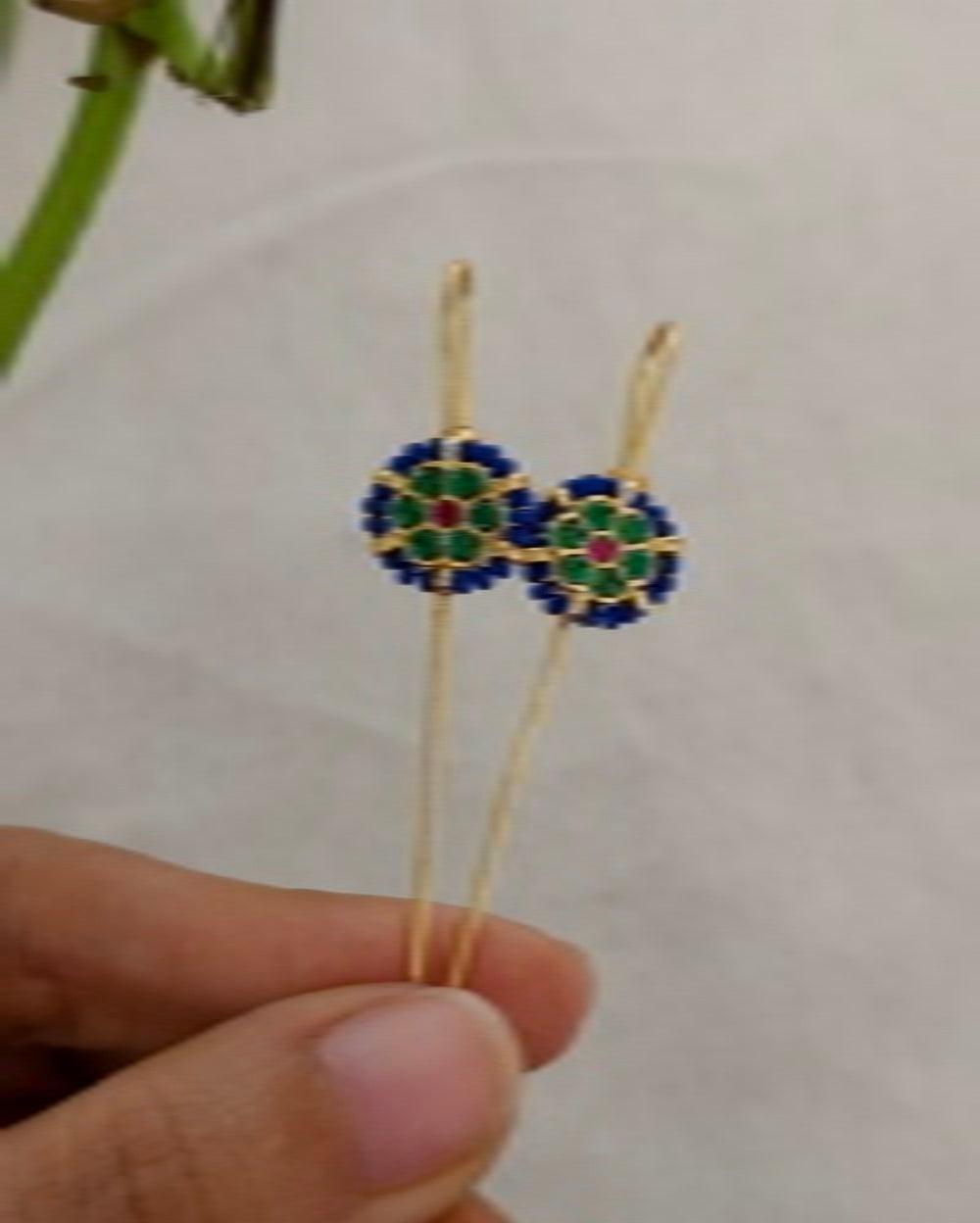Pansy Needle Earcuff
