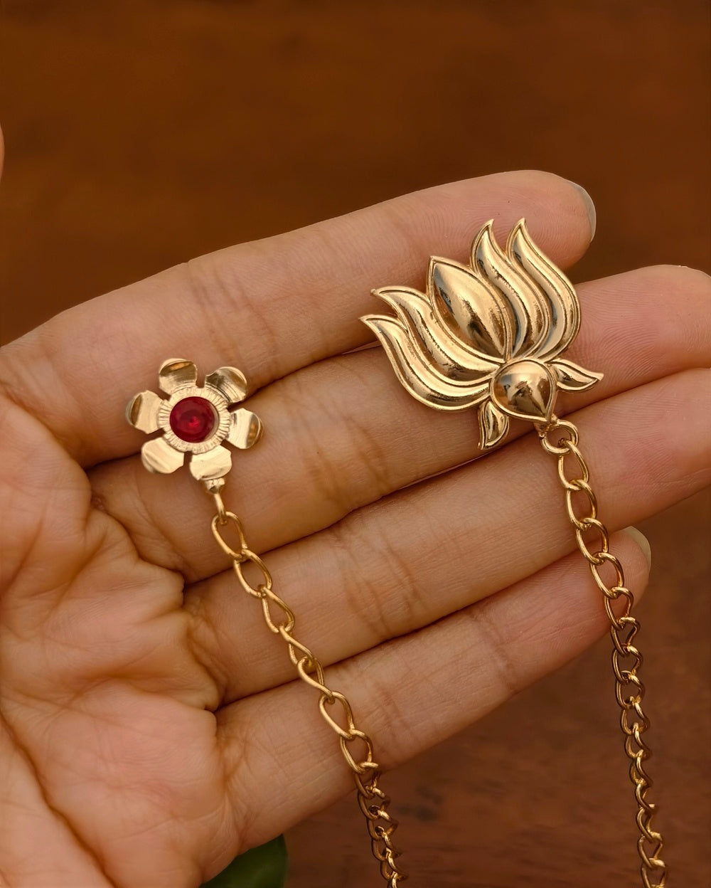Kumud Golden Earchain