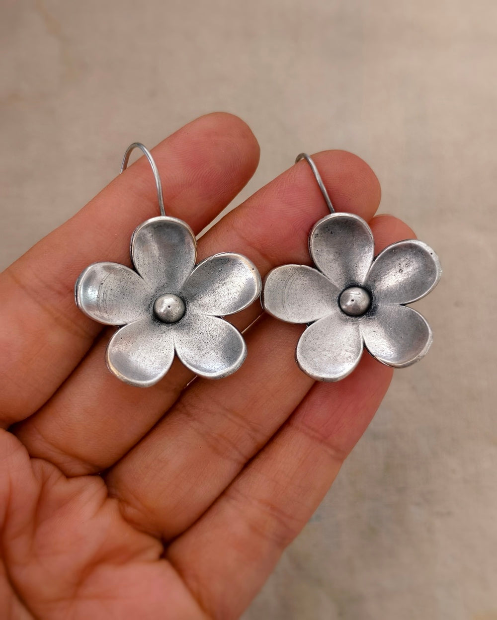 Lakshu Hooks