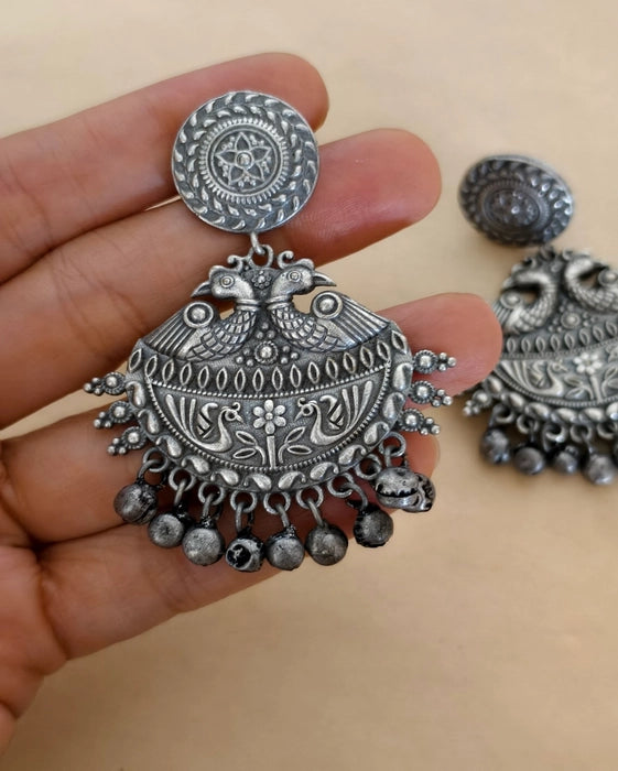 Urvashi Dangler