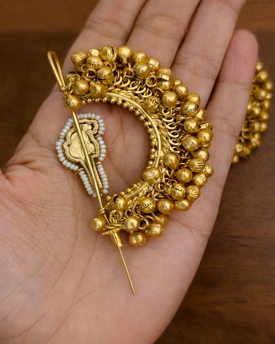 Tarunika Ghungroo Golden Needle Earcuff