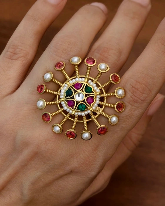 Aradhya Golden Ring
