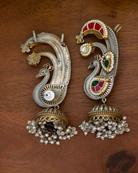 Kuhu Kundan  Earcuff