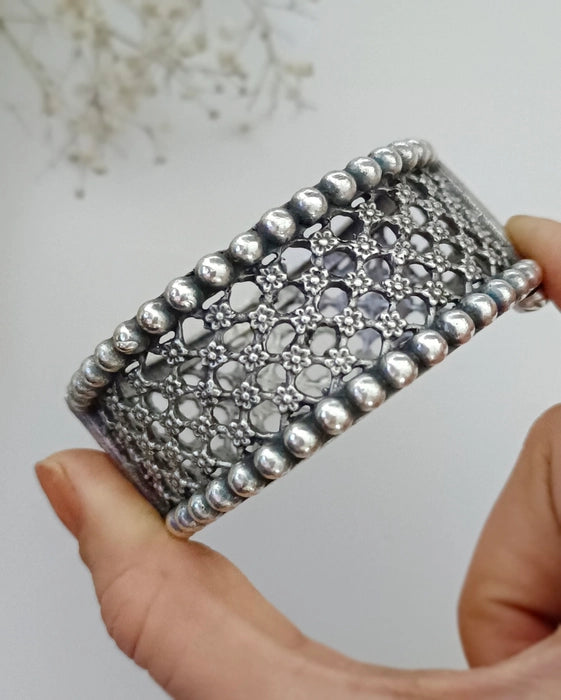 Vasudha Bangles
