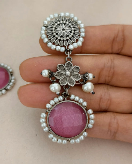 Swasti Danglers