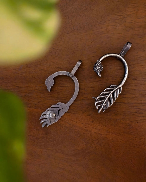 Jiya Peacock Earcuff