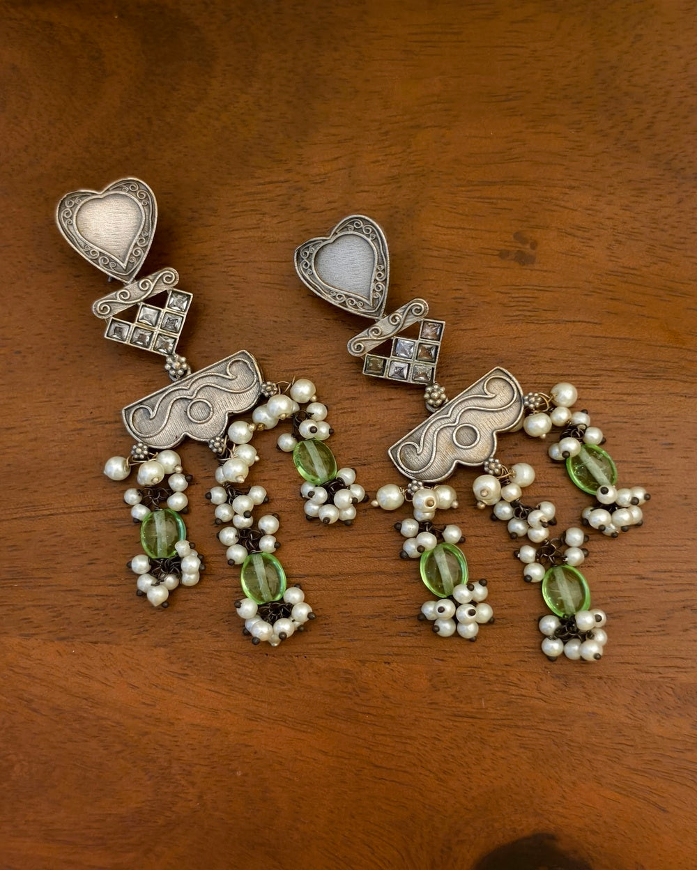 Tanvita Stone Dangler