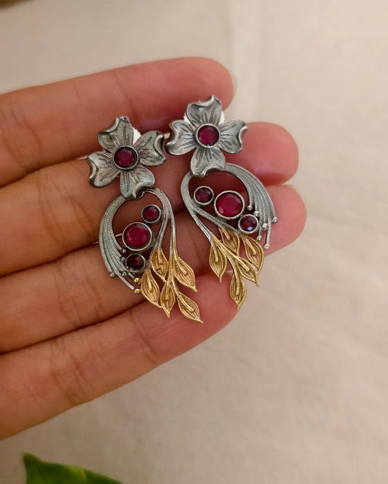 Darshita Dualtone Dangler