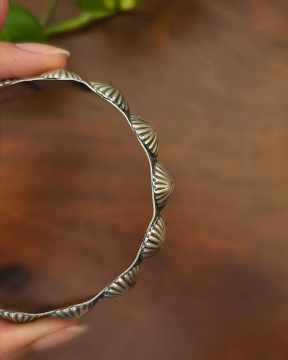 Soumya Bangle
