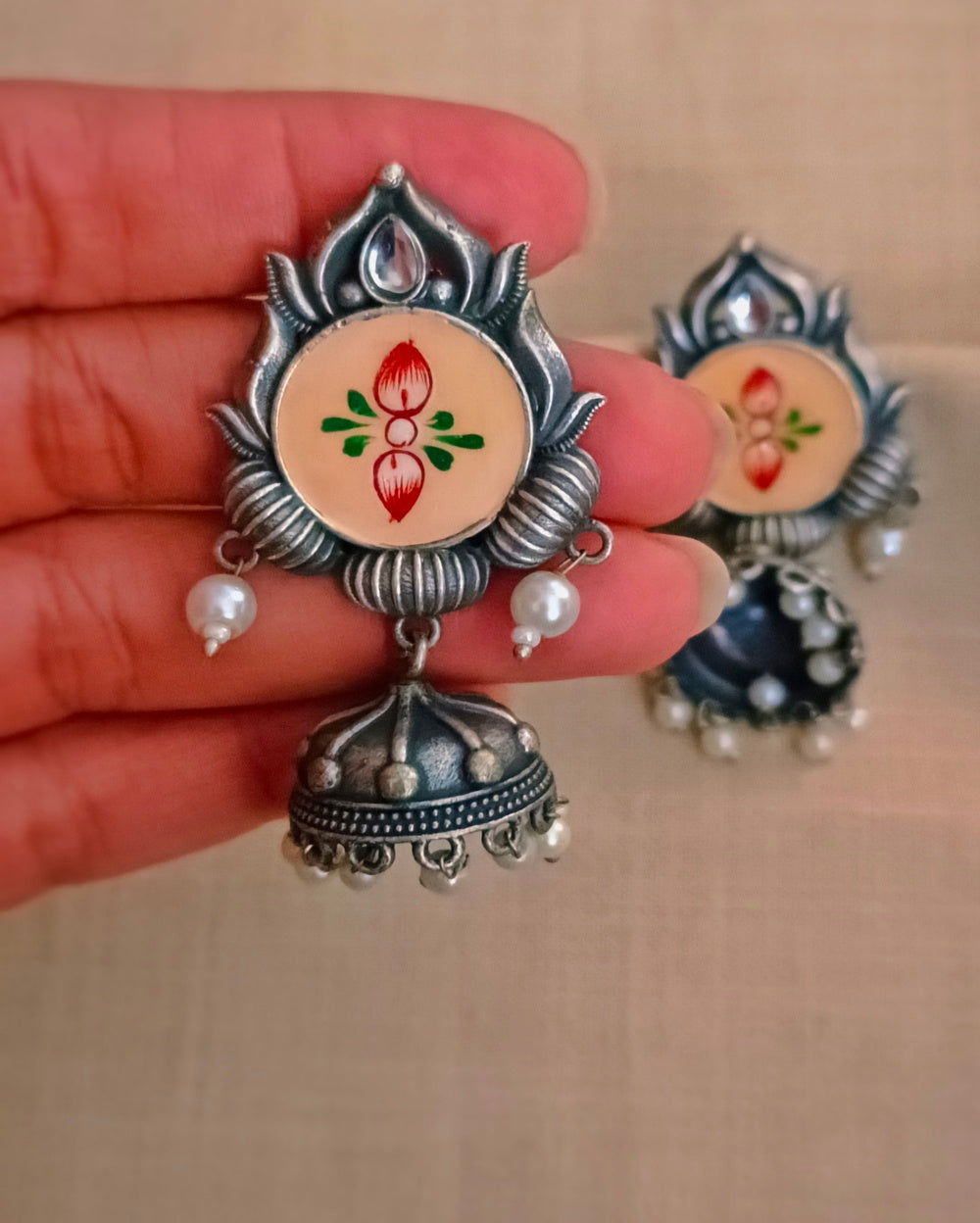 Wakeeta Meenakari Jhumki