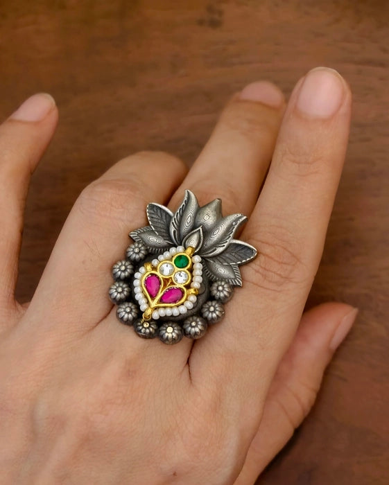 Siya Kundan Ring