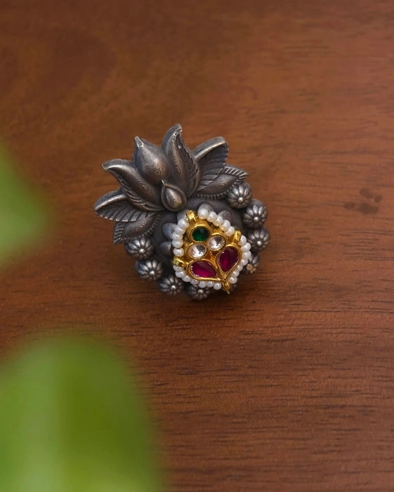 Siya Kundan Ring