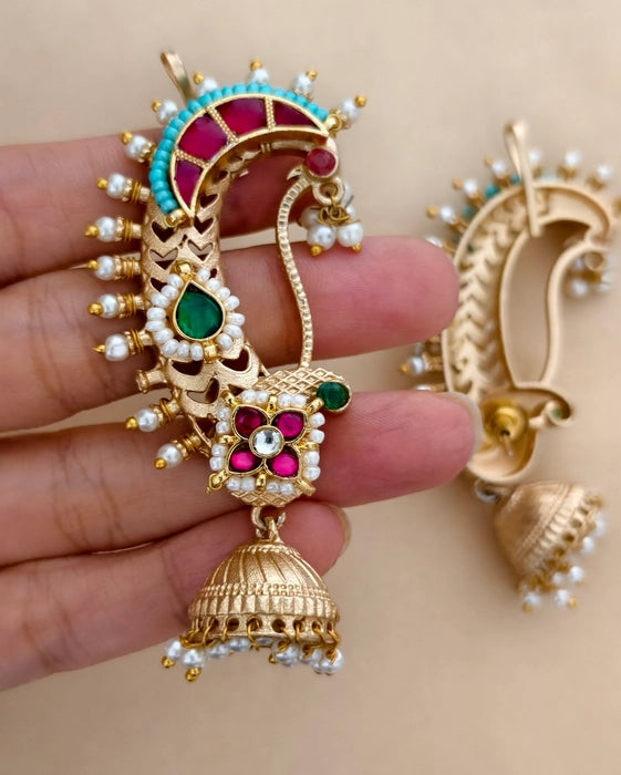 Freya Golden Earcuff