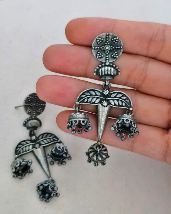 Pranshi Danglers