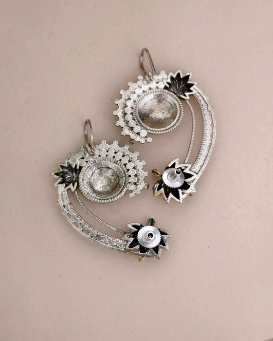 Saanvi Earcuff