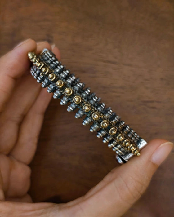 Nimisha Dualtone Bangle