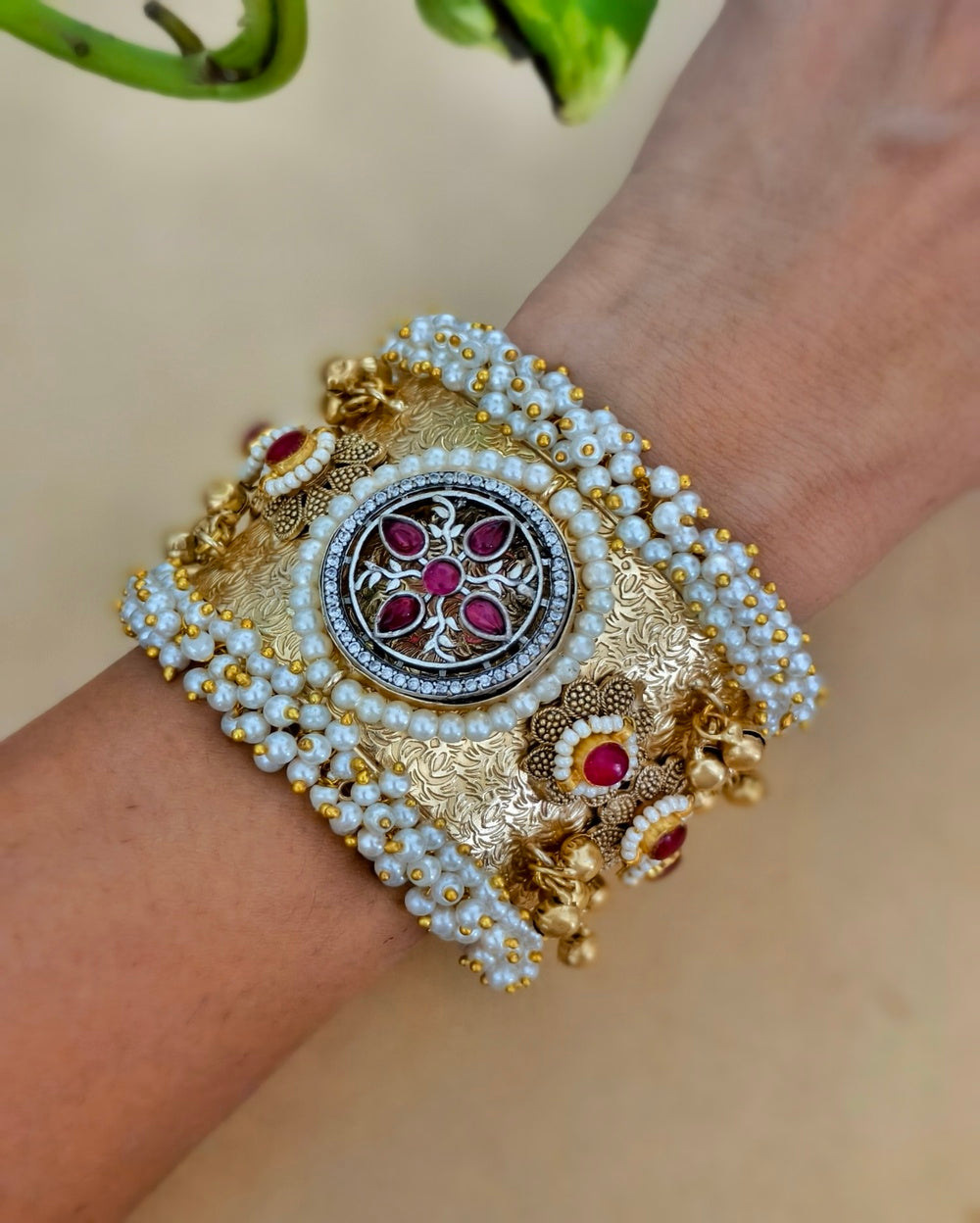 Shreya Golden Bangle