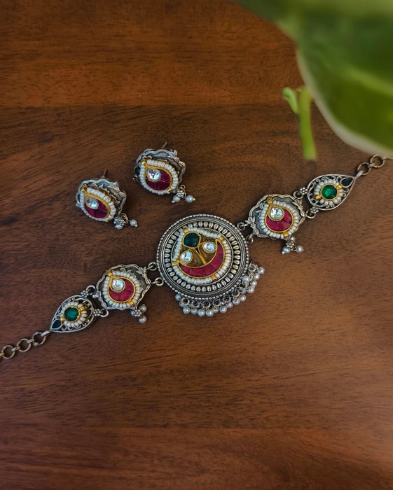 Pravya Kundan Choker