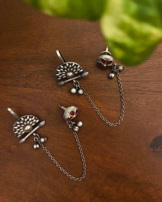 Taniya Earcuff With Chain