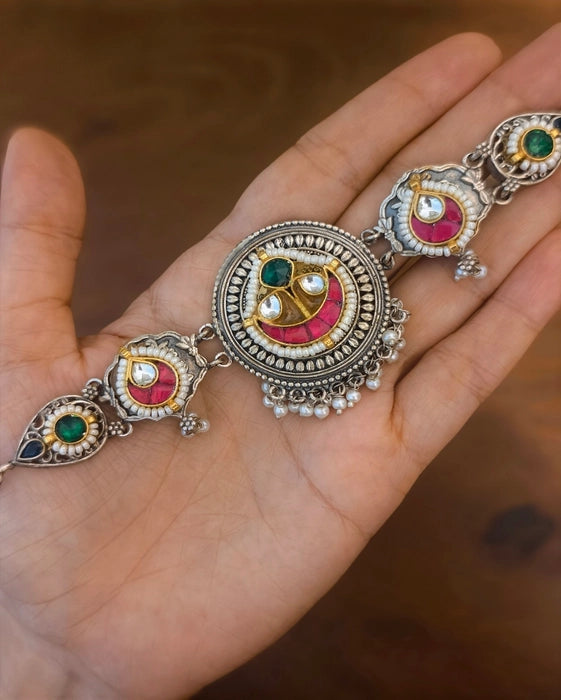 Pravya Kundan Choker