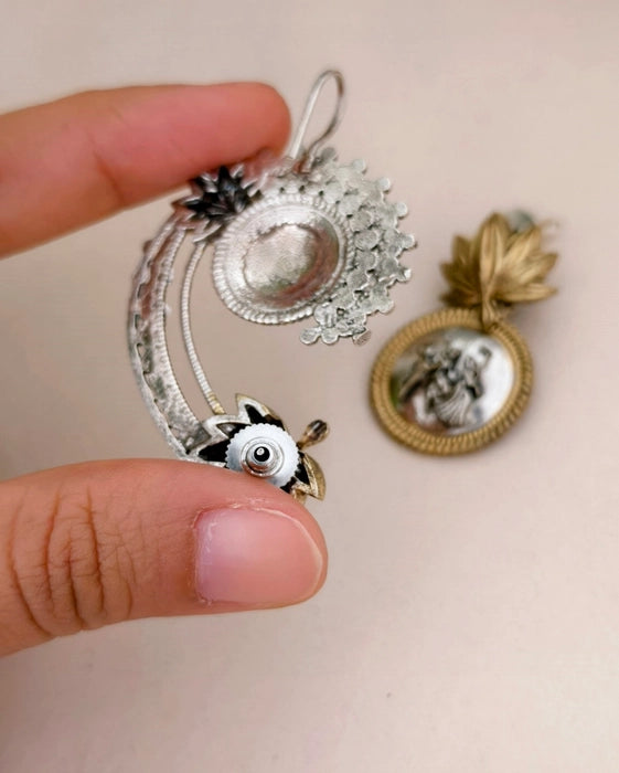 Eravati Mismatch Earcuff
