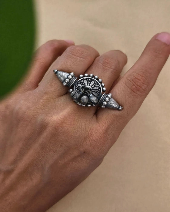 Warda Ring