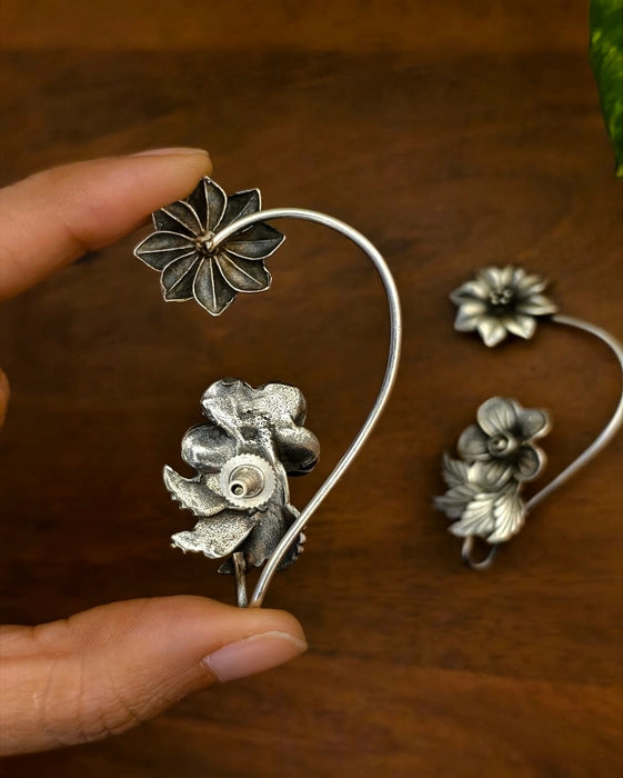 Taniya Earcuff