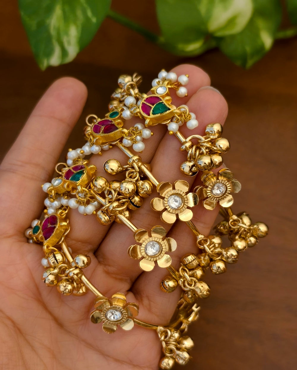 Gulshan Ghungroo Bangle