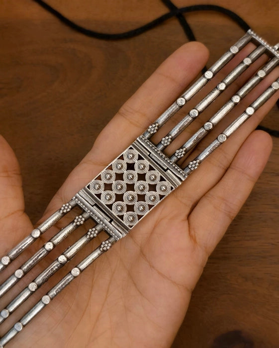 Mumnoor Choker