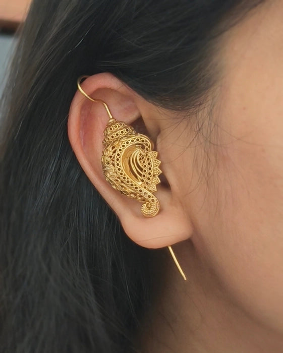 Shankh Golden  Earcuff