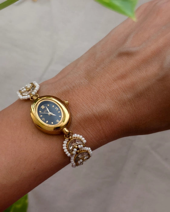Myra Golden Watch