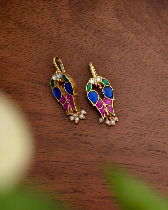 Parrott Bugadi Earcuff