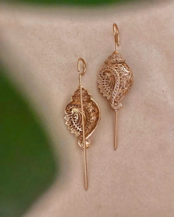 Shankh Golden  Earcuff