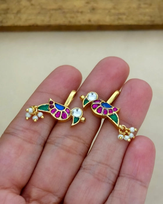 Paarrot Bugadi Earcuff