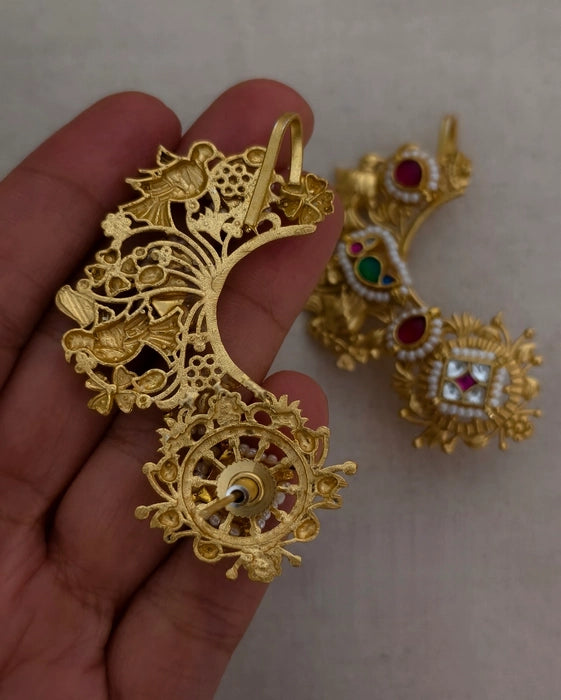 Shahi Golden Earcuff