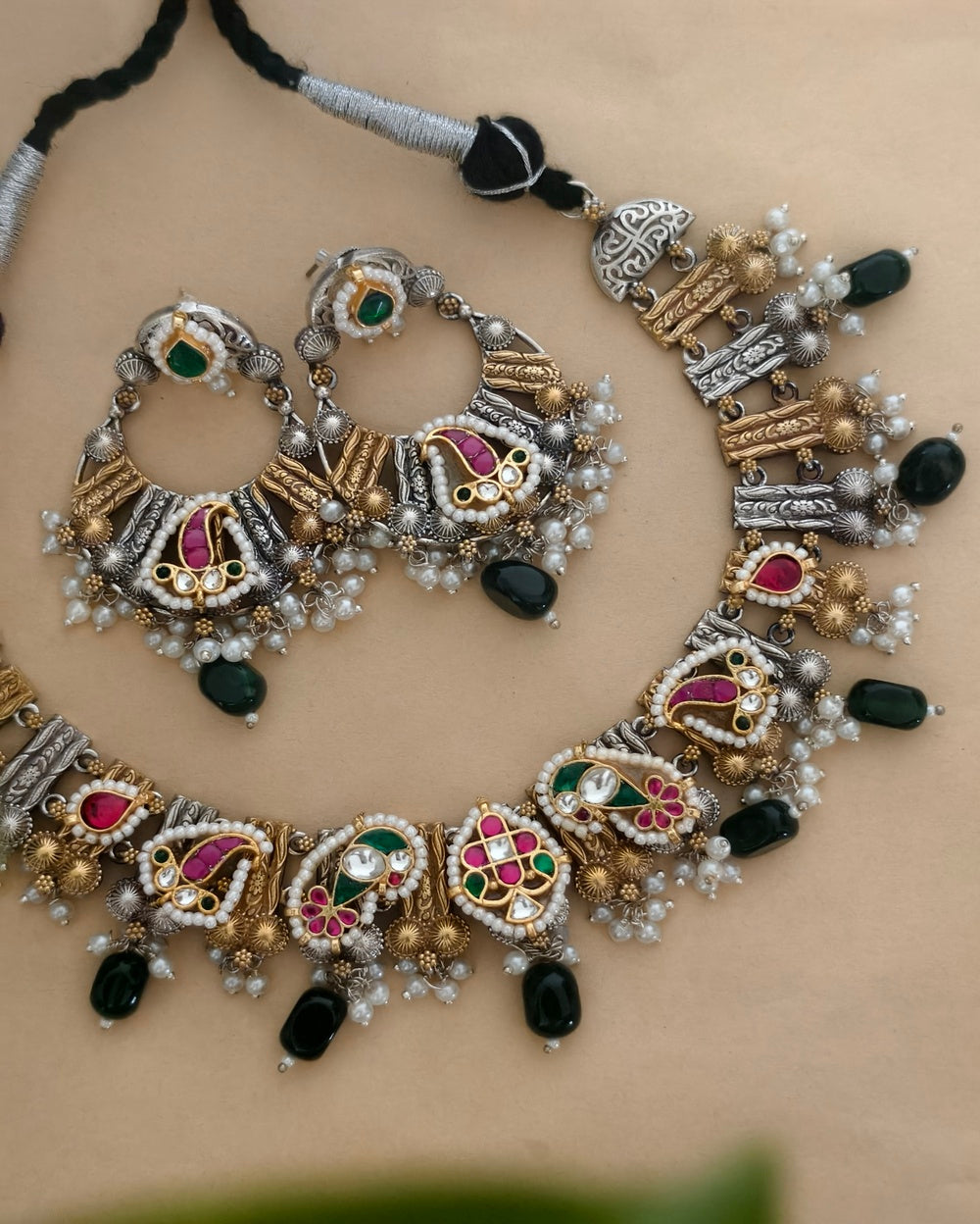 Skyler Kundan Necklace