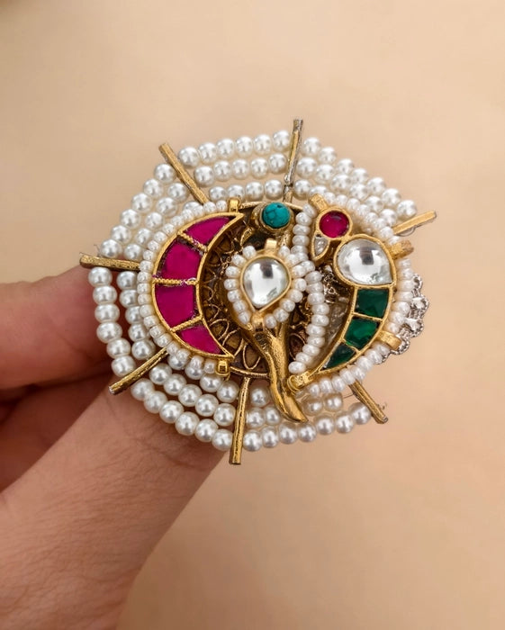 Osavi Kundan Ring