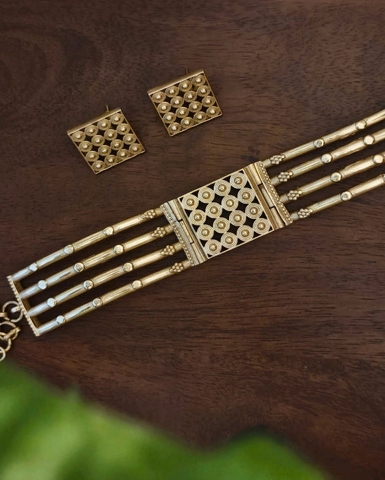 Mamnoor Golden Choker