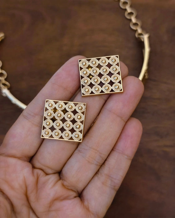 Mamnoor Golden Choker