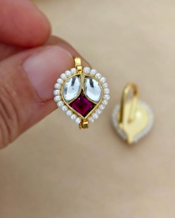 Mira Bugadi Earcuff