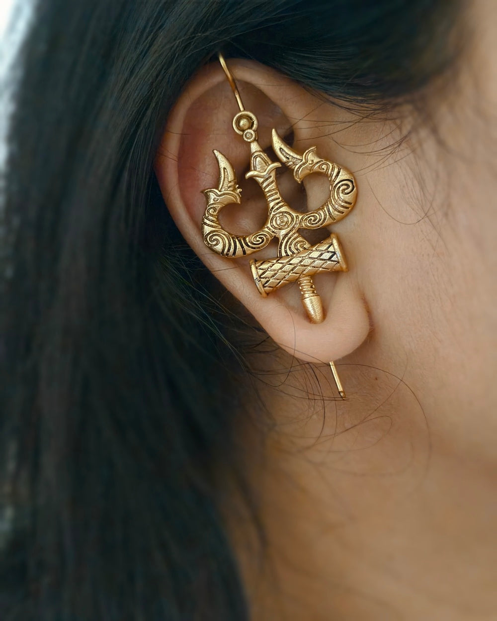 Trishul Golden Earcuff