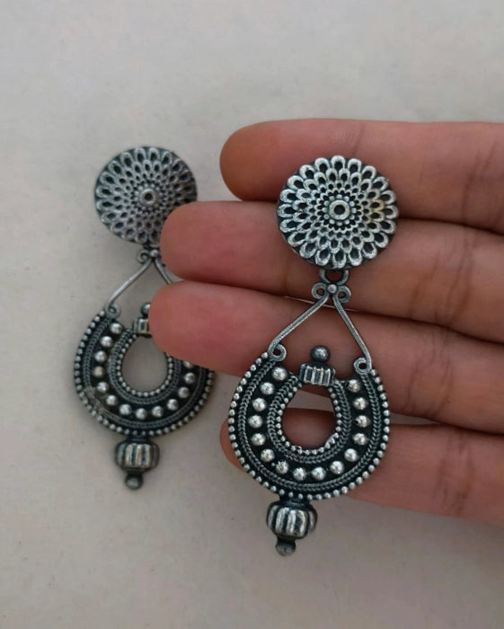 Krithika Danglers