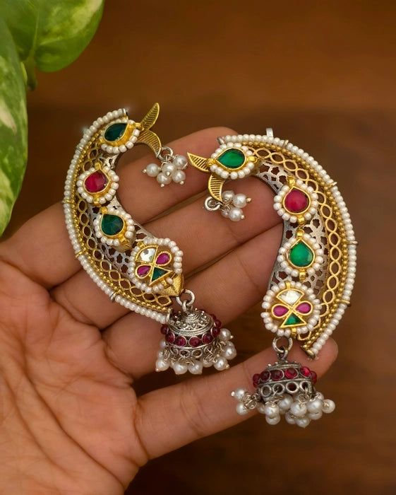 Pallvi Kundan Earcuff