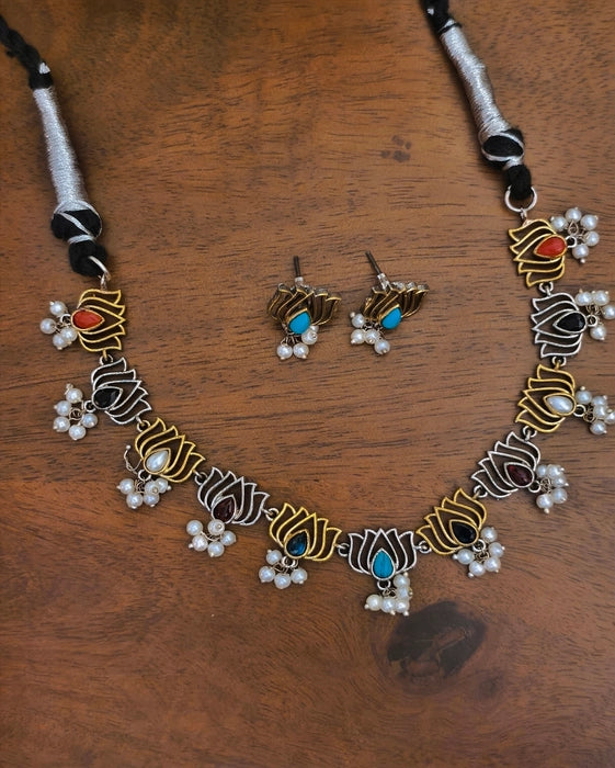 Lotus Dualtone Choker