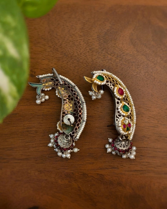 Pallvi Kundan Earcuff