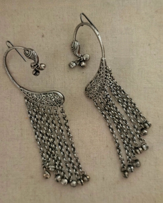 Mamnoor Earcuff