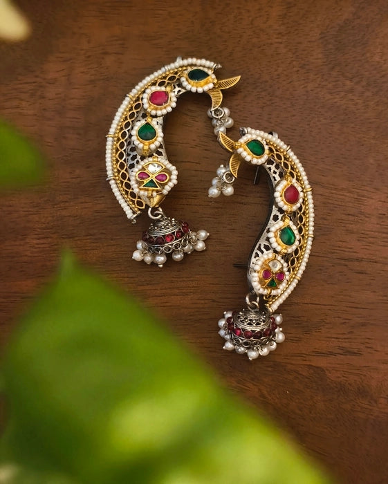 Pallvi Kundan Earcuff