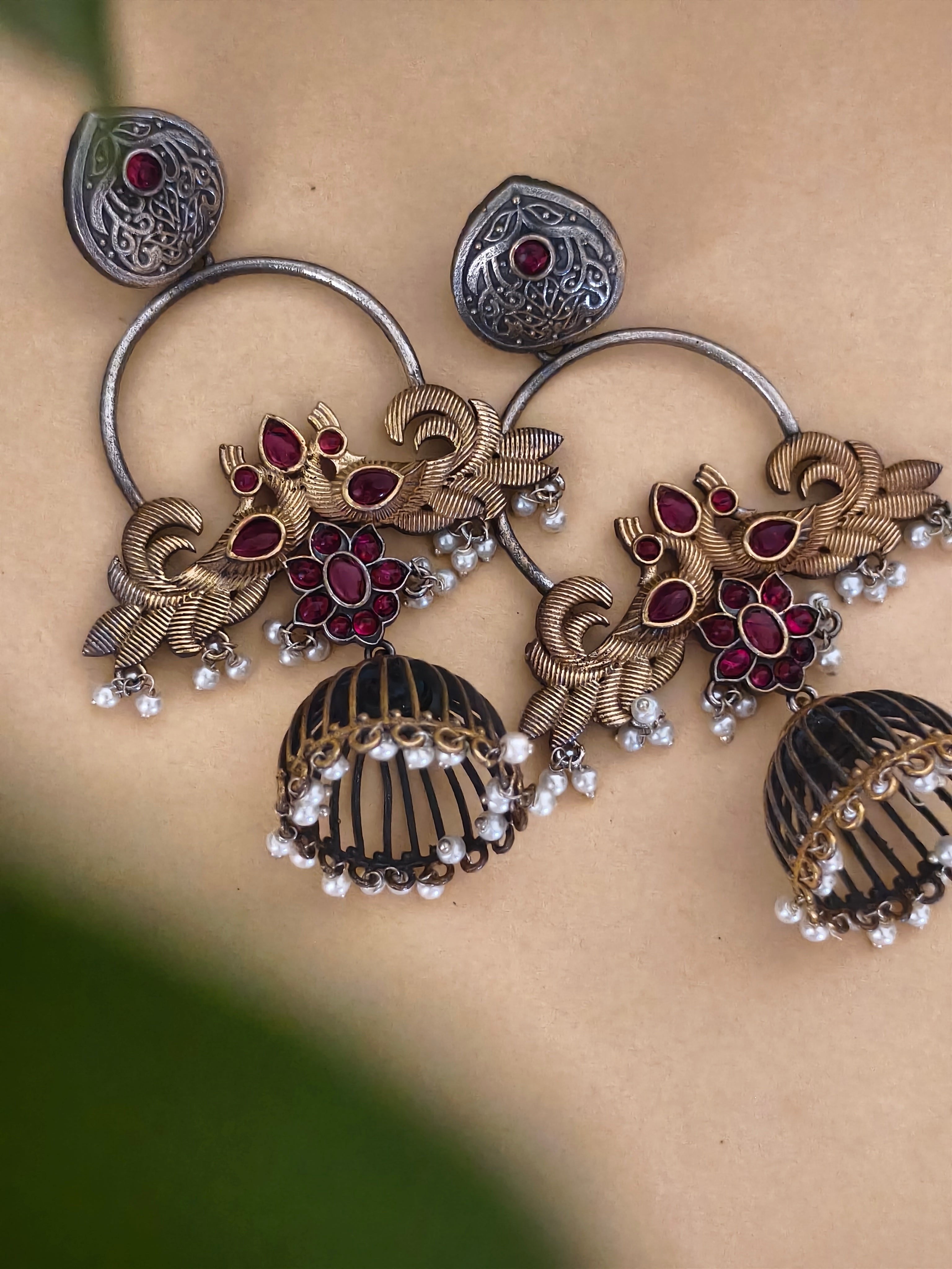 Neha Dual Tone Jhumki