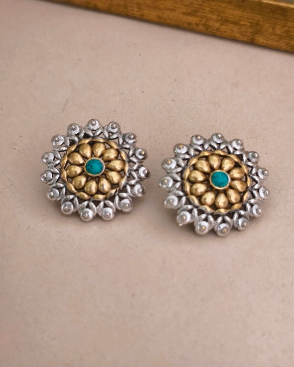 Rianka Dual tone Studs