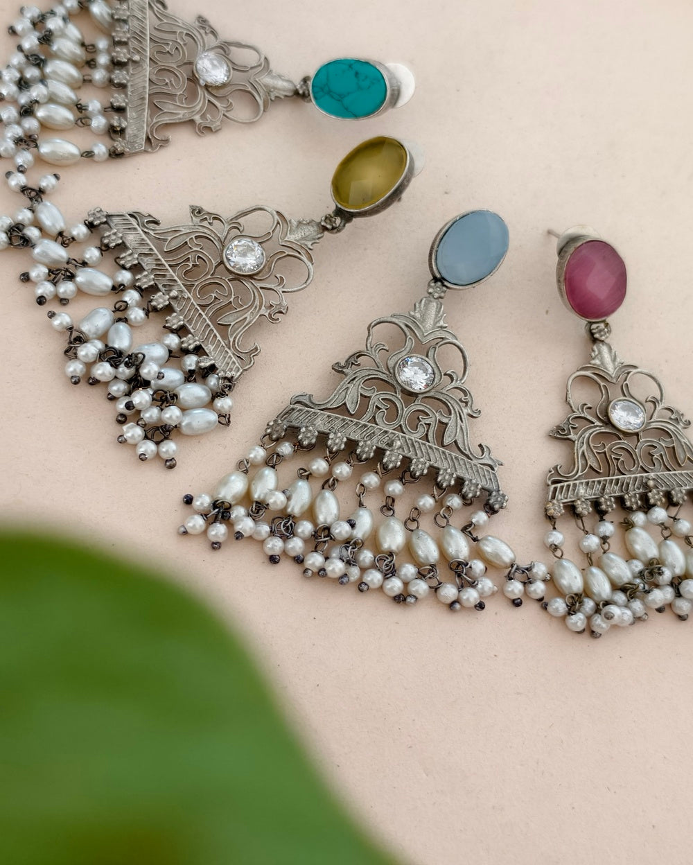 Saarya Danglers